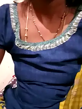 Snapshot of TeluguammayiMahi chatting on March 19, 12:59 am TeluguammayiMahi online show from March 19, 12:59 am