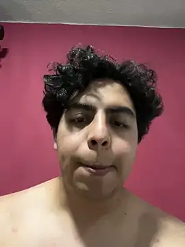 Snapshot of FantasiosoAntony chatting on February 2, 9:40 am FantasiosoAntony online show from February 2, 9:40 am