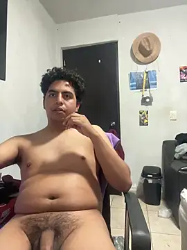 Snapshot of FantasiosoAntony chatting on March 21, 8:19 am FantasiosoAntony online show from March 21, 8:19 am