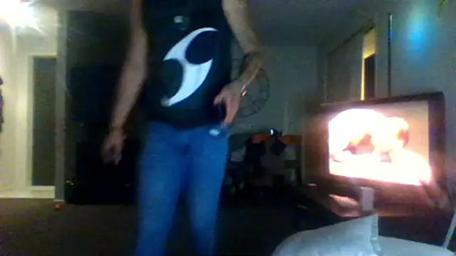 Snapshot of TAIZWRLD chatting on May 8, 12:31 pm TAIZWRLD online show from May 8, 12:31 pm