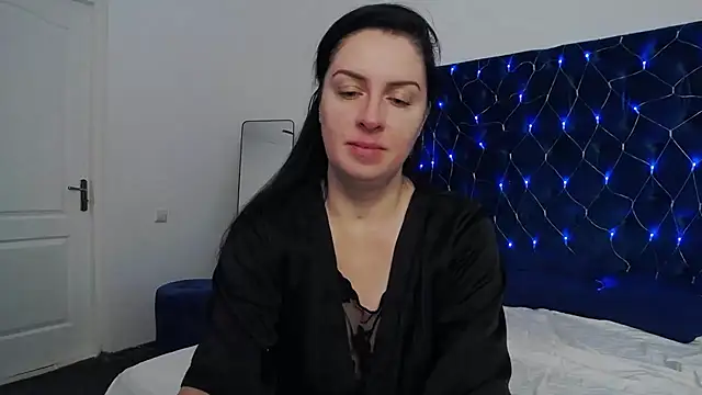 Snapshot of JacquelineElle chatting on March 14, 9:21 pm JacquelineElle online show from March 14, 9:21 pm