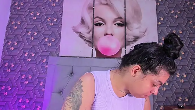 Emily rivera78 online show from March 17, 2:47 am