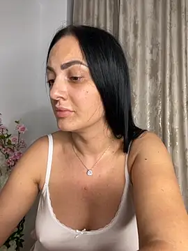 Snapshot of RaisaSalvi chatting on September 12, 12:49 pm RaisaSalvi online show from September 12, 12:49 pm
