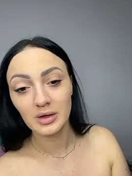 Snapshot of RaisaSalvi chatting on February 15, 6:12 pm RaisaSalvi online show from February 15, 6:12 pm