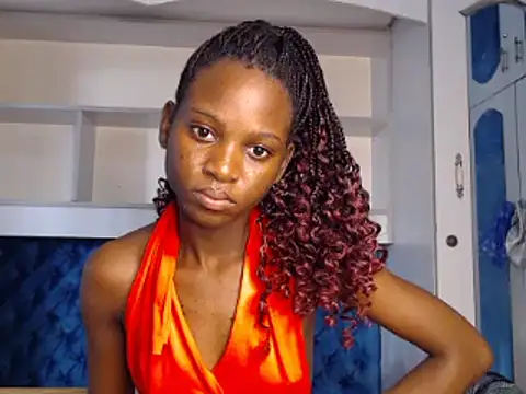 Snapshot of YoungDiva69 chatting on March 21, 2:51 pm YoungDiva69 online show from March 21, 2:51 pm