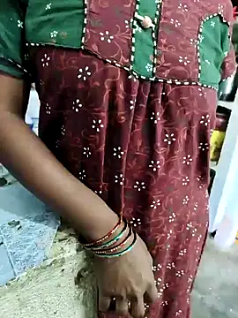 Snapshot of sweety006telugu chatting on February 6, 10:14 am sweety006telugu online show from February 6, 10:14 am