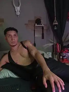 AngeloColleen online show from December 5, 5:33 pm