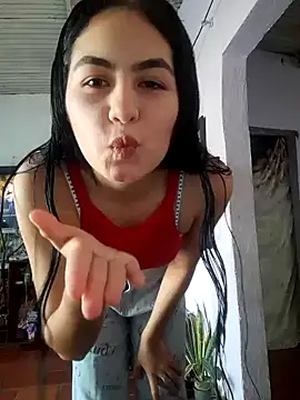 Snapshot of nana_1234 chatting on February 14, 9:53 pm nana 1234 online show from February 14, 9:53 pm
