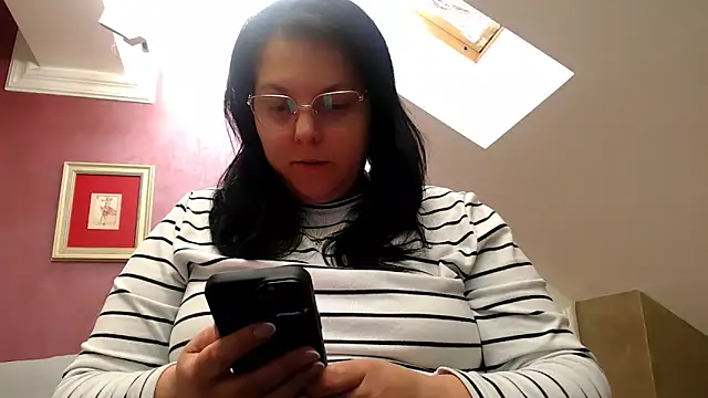 Wetandnaughtyxx online show from April 9, 6:30 am