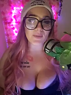 Snapshot of Jinyxx3 chatting on March 4, 10:35 am Jinyxx3 online show from March 4, 10:35 am