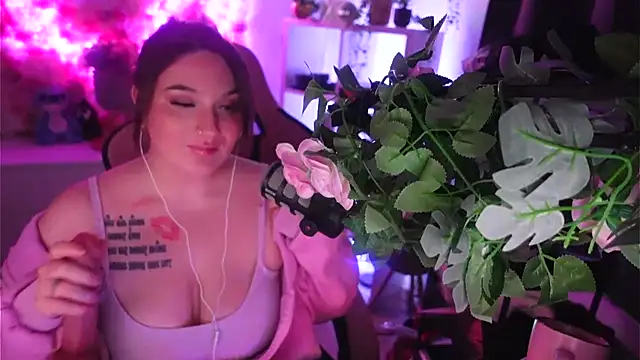 Snapshot of Jinyxx3 chatting on November 29, 4:12 am Jinyxx3 online show from November 29, 4:12 am