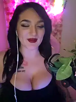 Snapshot of Jinyxx3 chatting on February 1, 5:39 am Jinyxx3 online show from February 1, 5:39 am