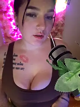 Snapshot of Jinyxx3 chatting on March 1, 4:37 am Jinyxx3 online show from March 1, 4:37 am