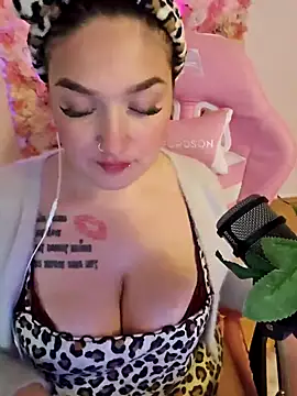 Snapshot of Jinyxx3 chatting on February 13, 12:43 pm Jinyxx3 online show from February 13, 12:43 pm