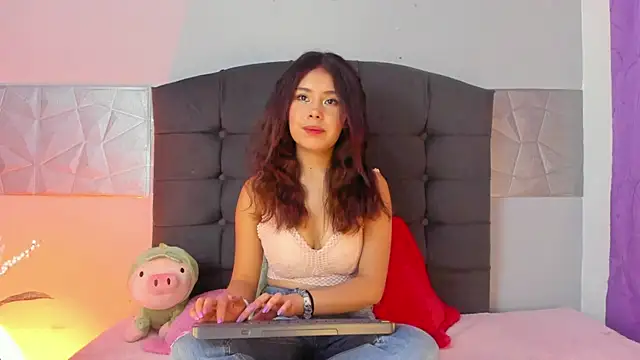 Alice evans lov online show from February 10, 5:14 am