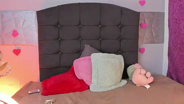 Alice evans lov online show from March 4, 5:21 am