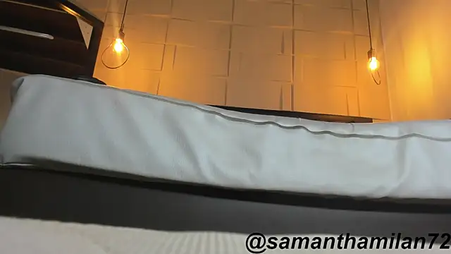 SamanthaMilann online show from April 2, 11:39 am