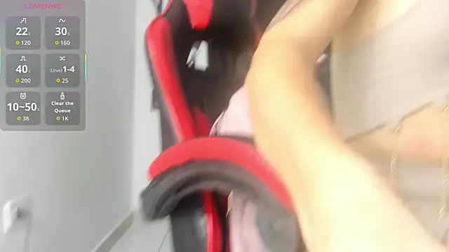 Nicol TransGirl online show from December 4, 4:33 am