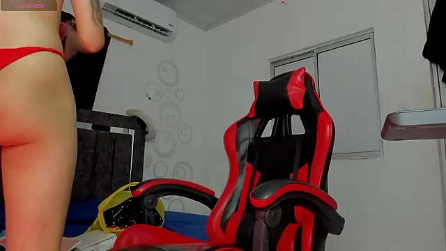 Nicol TransGirl online show from February 6, 2:40 am