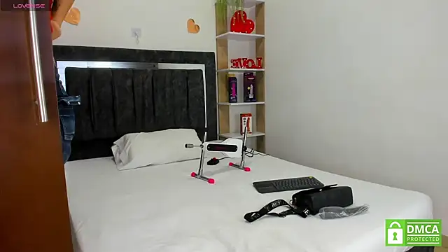 Nicol TransGirl online show from June 25, 5:45 am