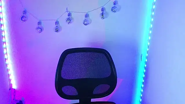 Lya1 ch online show from February 9, 9:13 pm