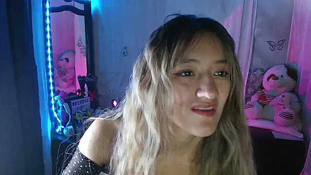 Snapshot of Lya1_ch chatting on October 17, 9:27 pm Lya1 ch online show from October 17, 9:27 pm