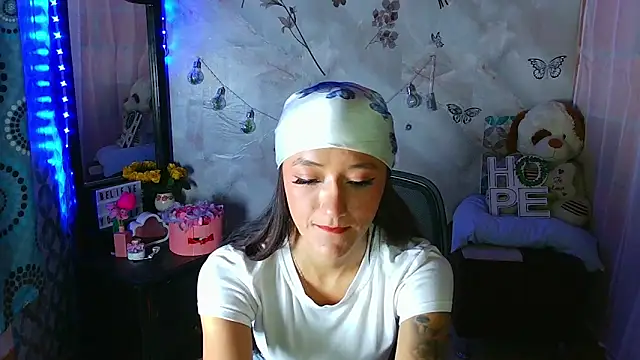 Snapshot of Lya1_ch chatting on March 17, 11:02 pm Lya1 ch online show from March 17, 11:02 pm