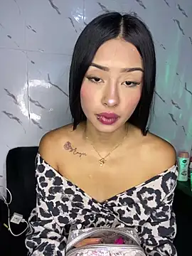 Snapshot of Miss_karol chatting on March 20, 5:25 pm Miss karol online show from March 20, 5:25 pm
