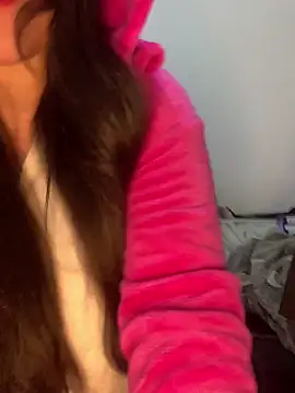Snapshot of Miss_karol chatting on October 12, 2:35 am Miss karol online show from October 12, 2:35 am