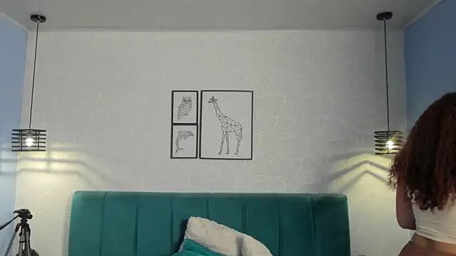 ninna curly online show from March 10, 3:32 am