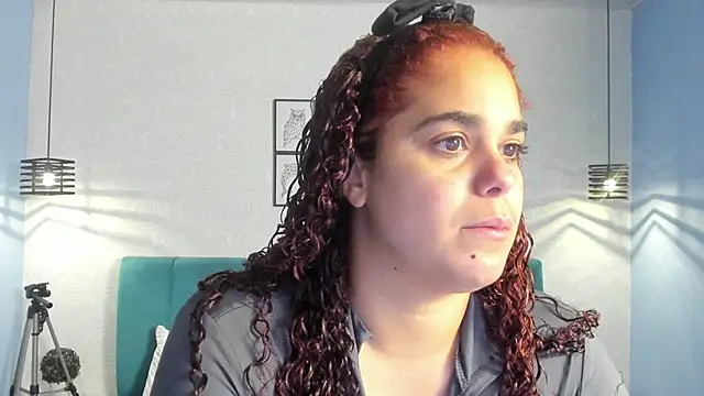 ninna curly online show from February 23, 3:30 am