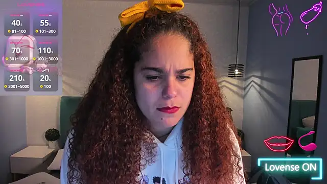 ninna curly online show from November 26, 4:12 am