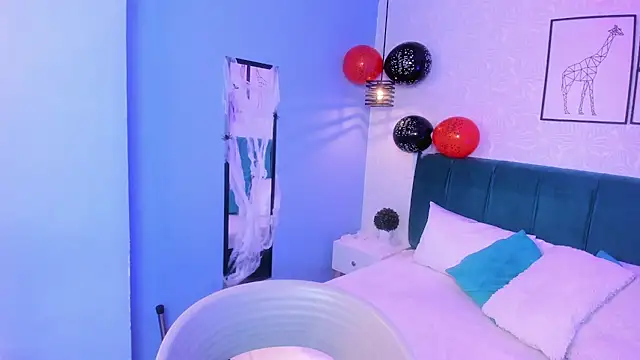 ninna curly online show from October 29, 4:44 am