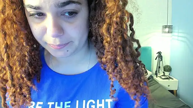 ninna curly online show from April 11, 3:47 am