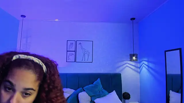 ninna curly online show from March 3, 3:13 am