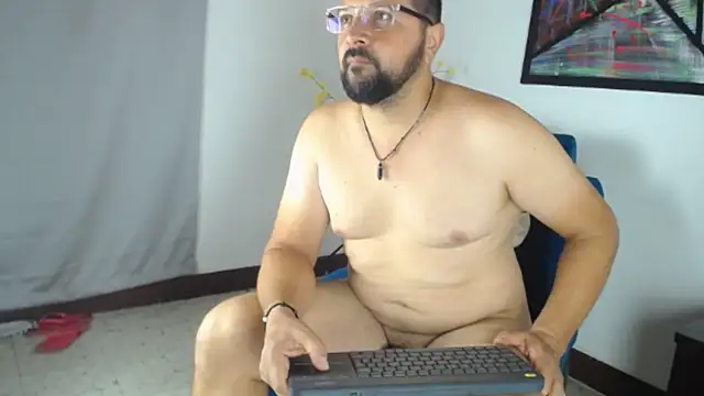 Snapshot of Daniel_08_8 chatting on March 17, 2:34 pm Daniel 08 8 online show from March 17, 2:34 pm