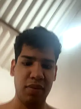 Santiago-Thompson online show from December 5, 6:28 pm