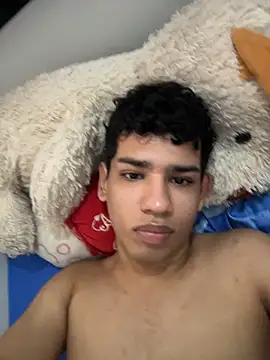 Santiago-Thompson online show from December 2, 7:37 pm