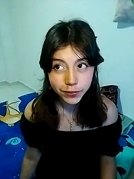 Snapshot of LiLy_kIndly chatting on February 19, 12:14 am LiLy kIndly online show from February 19, 12:14 am
