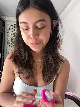 LiLy kIndly online show from December 20, 9:17 pm