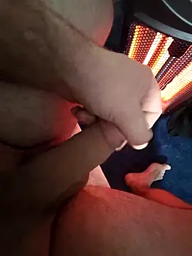 luv2fuk2025 online show from March 31, 10:50 am