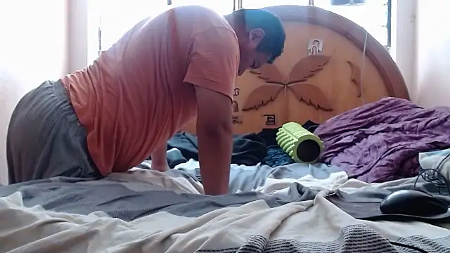 nakedlima online show from January 6, 7:07 pm