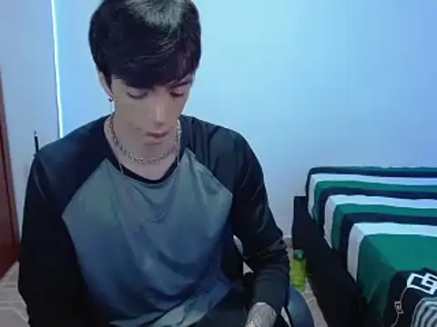 H3ll B0I online show from March 2, 2:08 am