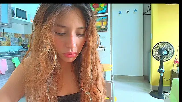 Alaiapink online show from May 19, 4:47 pm