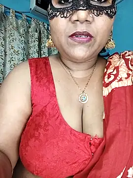 Snapshot of straightthing chatting on October 7, 7:15 pm straightthing online show from October 7, 7:15 pm