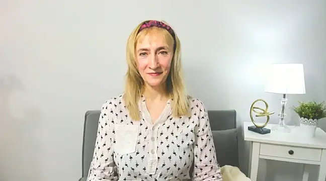 Snapshot of MargaretMilf69 chatting on February 20, 7:30 pm MargaretMilf69 online show from February 20, 7:30 pm