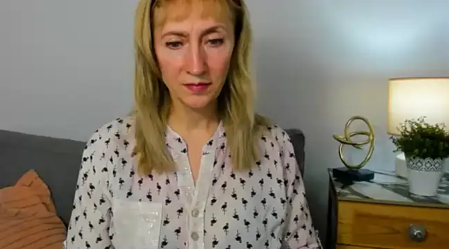 Snapshot of MargaretMilf69 chatting on March 4, 4:20 pm MargaretMilf69 online show from March 4, 4:20 pm