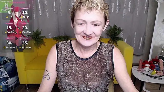 Snapshot of SexyGrandma_ chatting on December 1, 3:02 pm SexyGrandma online show from December 1, 3:02 pm