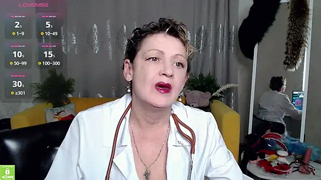 SexyGrandma  online show from February 21, 4:09 pm