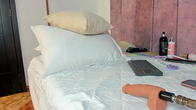 Annita001 online show from January 12, 6:58 pm